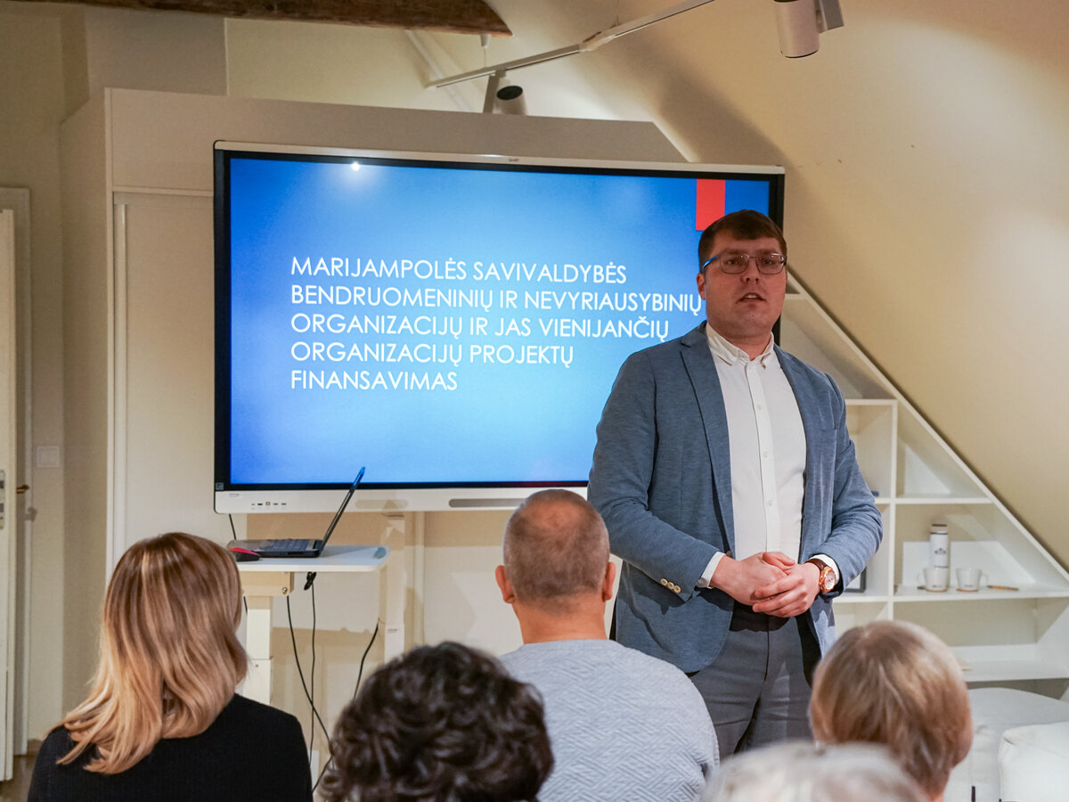 Bendruomenių organizacijų stiprinimas: kas keičiasi 2025 m. projektų finansavime