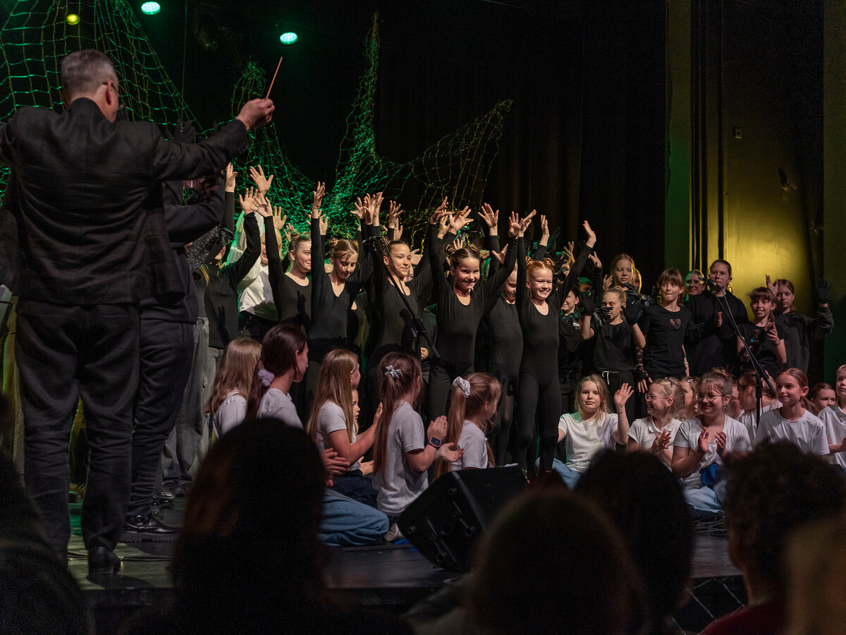To dar nebuvo – Marijampolės meno mokykla pristatė pirmąją šiuolaikinę operą „Maestros del Future“