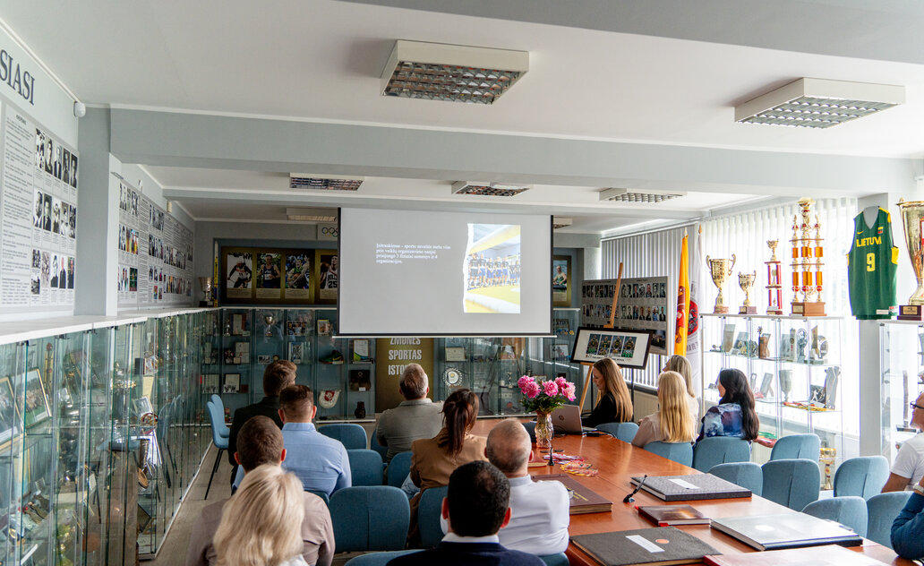 Marijampolės sporto istorijos muziejuje padėkota sporto savaitės organizatoriams ir dalyviams
