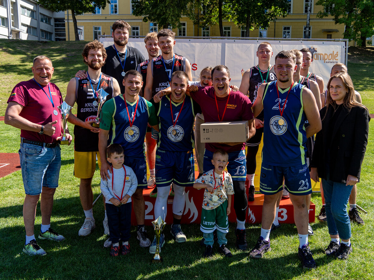 Marijampolėje – sporto šventė: seniūnijos varžėsi dėl kelialapio į finalą