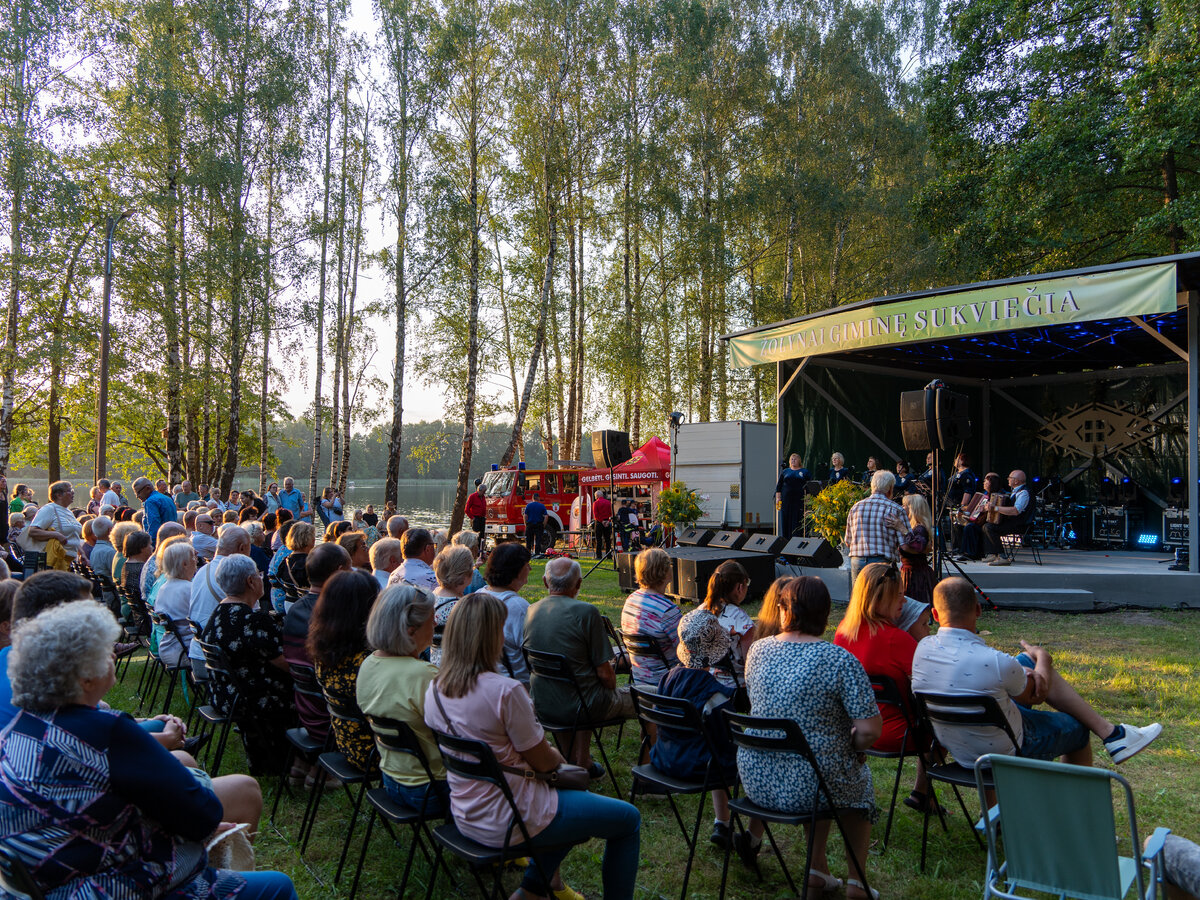Žolynai subūrė ir sušildė Igliaukos bendruomenę