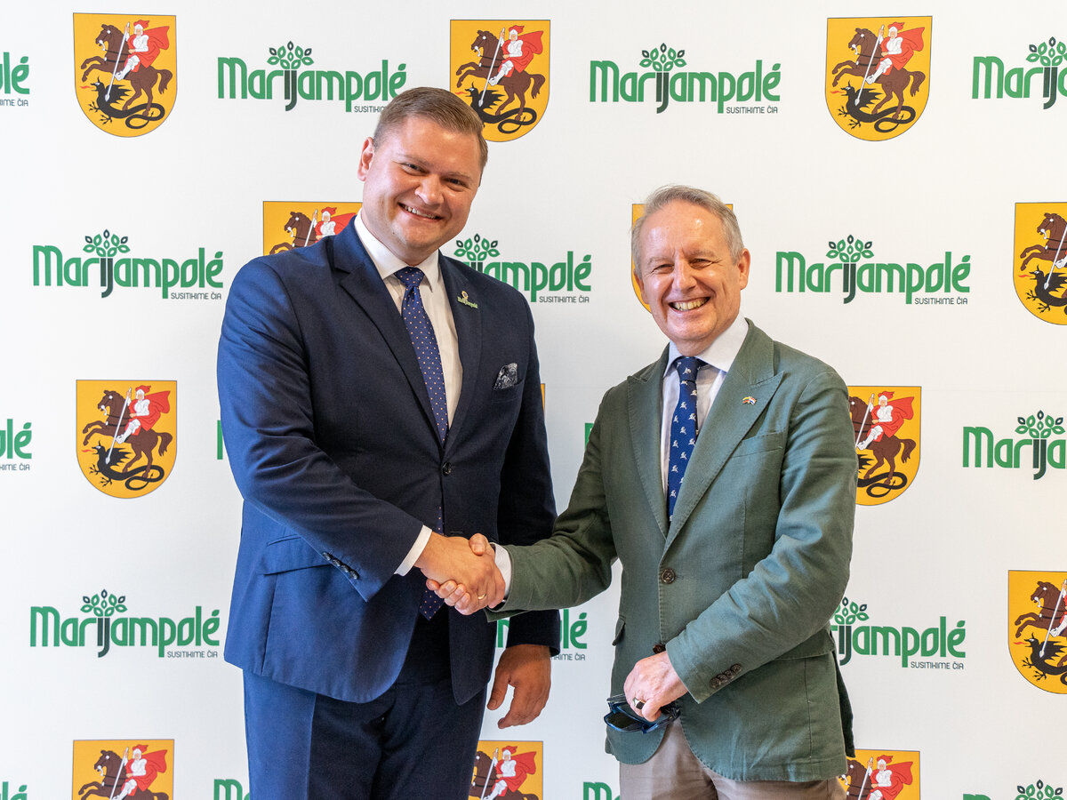 Nyderlandų ambasadoriaus vizitas Marijampolėje: draugiškų ryšių stiprinimas