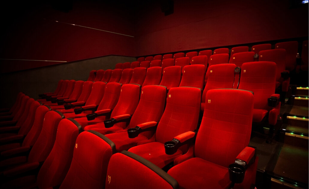 Spalio mėnesio kino teatro „Spindulys“ lengvatos Šeimos kortelės turėtojams