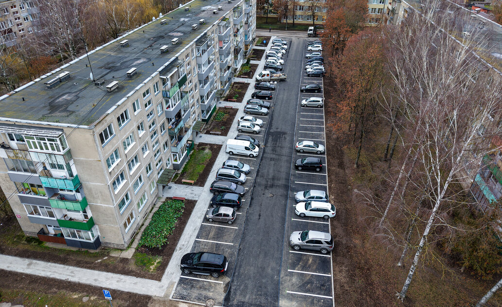 Užbaigta paskutinė šių metų automobilių stovėjimo aikštelė Marijampolėje