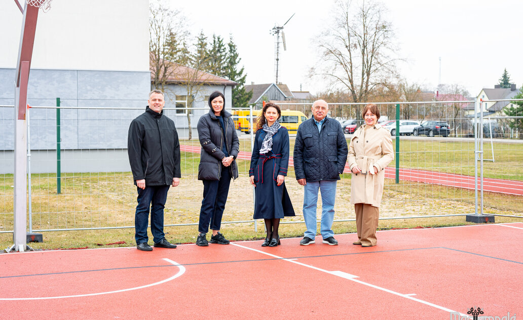Atnaujinta Liudvinavo Kazio Borutos gimnazijos lauko sporto infrastruktūra