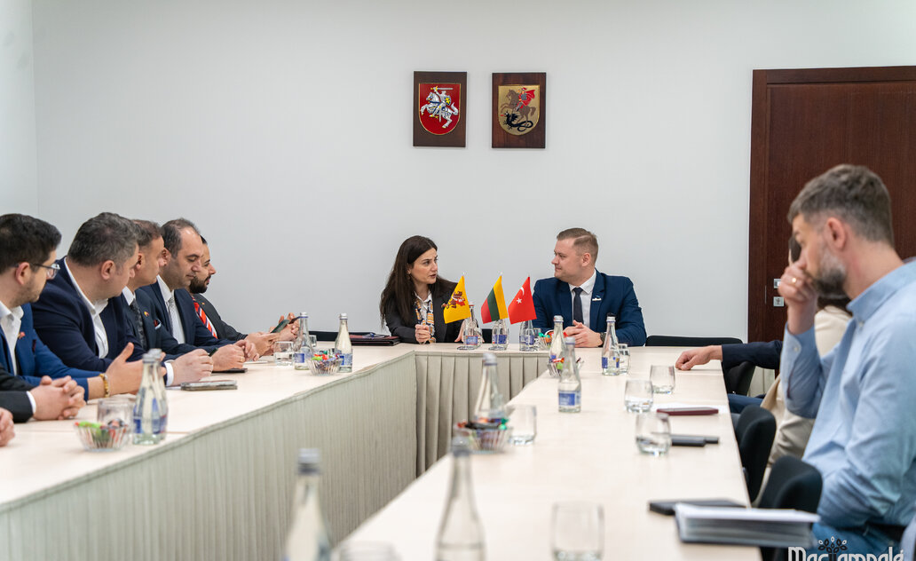 Tarptautinis dėmesys Marijampolei: lankėsi Turkijos ambasadorė ir verslo atstovai