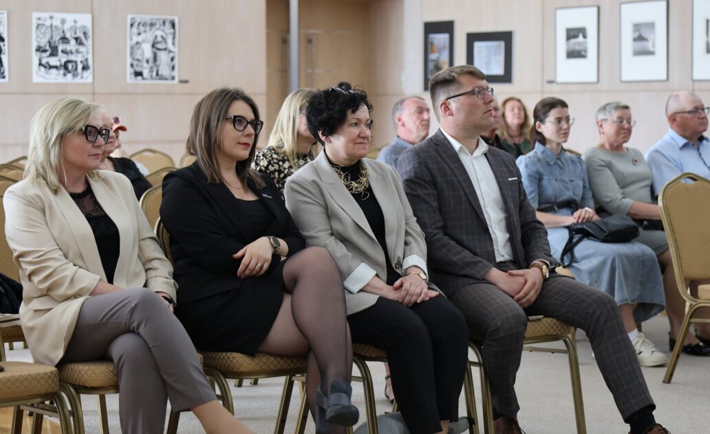 Sūduvos menas, kuriame telpa visas krašto charakteris – Dailės galerijoje atidaryta jubiliejinė...