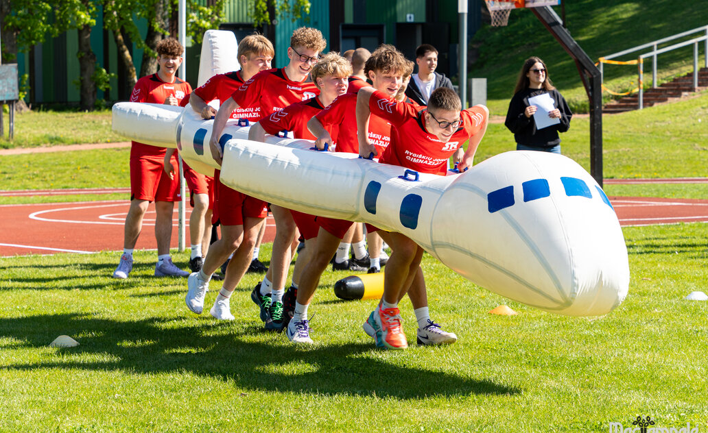 Marijampolėje „Iššūkių diena 2026“ – mokiniai jėgas išbandė sportiškose ir komandiškumą...