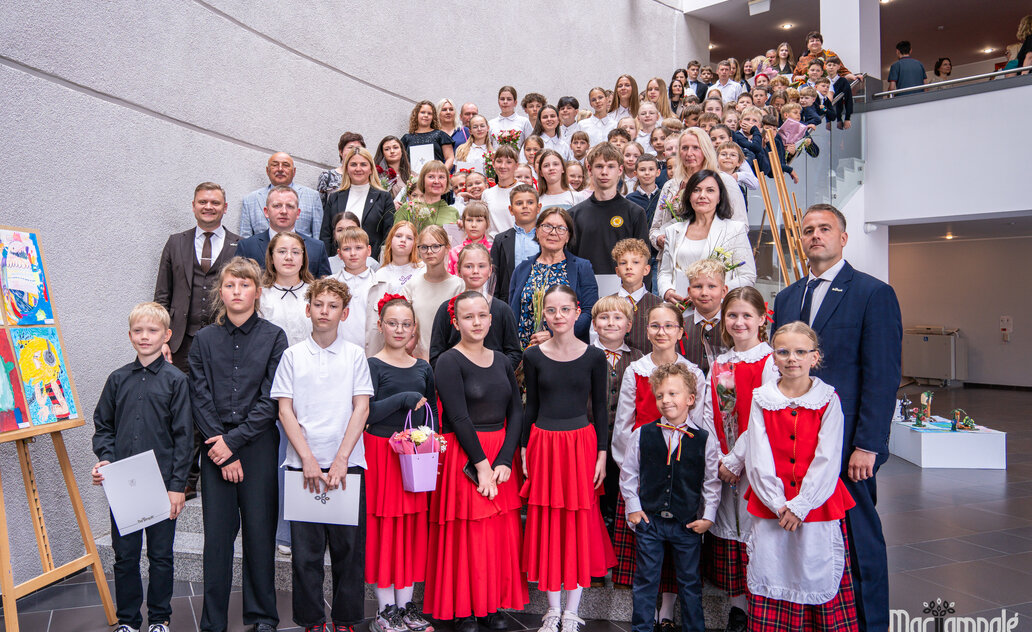 Gabiausiųjų apdovanojimuose – padėkos talentams ir jų mokytojams