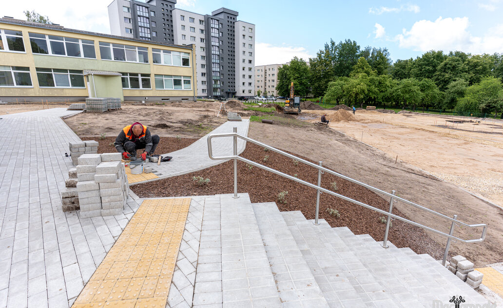 Mokiniams prasidėjo atostogos, o mokyklose – didysis pokyčių metas
