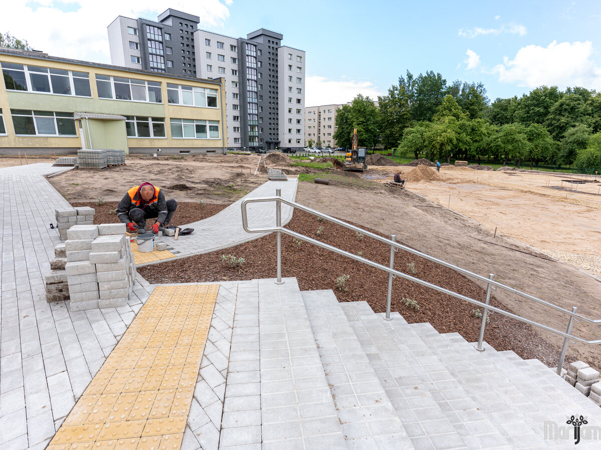Mokiniams prasidėjo atostogos, o mokyklose – didysis pokyčių metas
