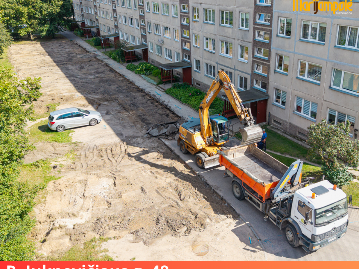 Prasidėjo naujos automobilių stovėjimo aikštelės įrengimo darbai