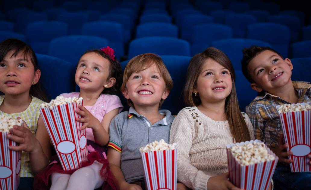 Rugsėjo mėnesio lengvatos šeimoms „Spindulio“ kino teatre