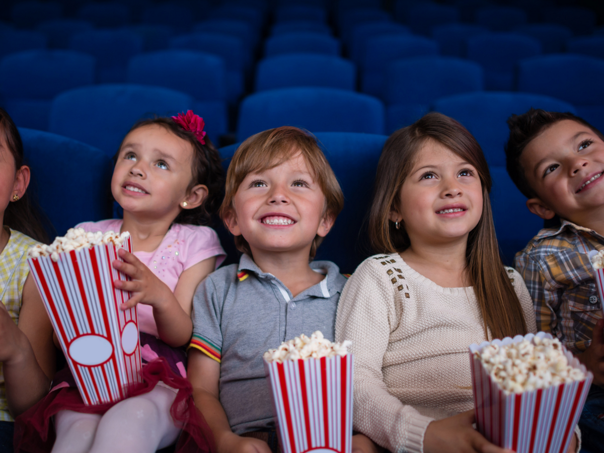 Rugsėjo mėnesio lengvatos šeimoms „Spindulio“ kino teatre