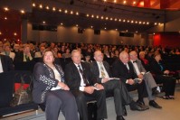 Prof. I. Misevičienė ir prof. J. Pundzius pirmininkauja konferencijoje