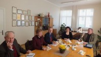 Vizito rezultatų aptariimas, centre G.J.Karlas